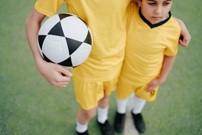 الأهليوالهلالمباشراليوممواجهةناريةفيسماءالكرةالعربية